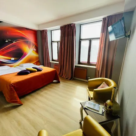 Hostellerie Sainte-Cecile Отель 3*