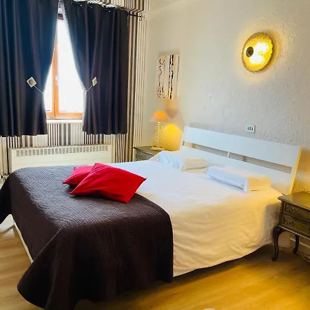 Hostellerie Sainte-Cecile Отель Sainte-Cecile