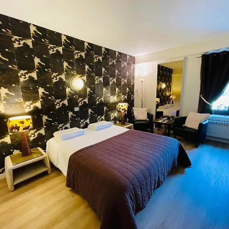 Hostellerie Sainte-Cecile Hotel