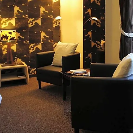 فندق Hostellerie Sainte-Cecile سانت سيسيل