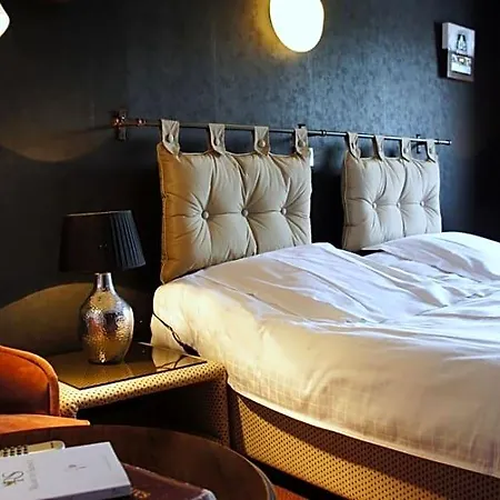 Hostellerie Sainte-Cecile 3* سانت سيسيل