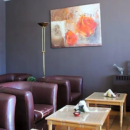 فندق Hostellerie Sainte-Cecile سانت سيسيل