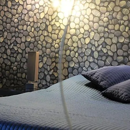 Hostellerie Sainte-Cecile سانت سيسيل