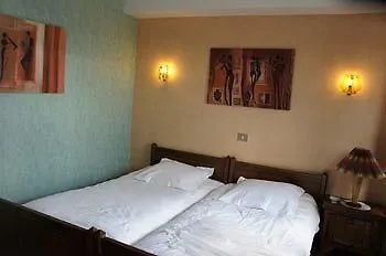 Hostellerie Sainte-Cecile 3*