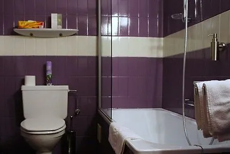 Hotel Sainte-cécile, The Originals Relais