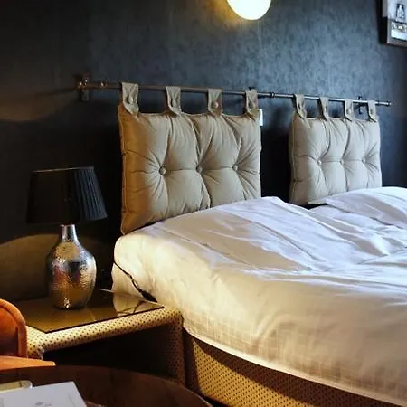 Hostellerie Sainte-Cecile 3* Sainte-Cécile