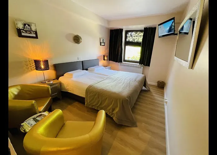 Hostellerie Sainte-Cecile 3* 상테세실