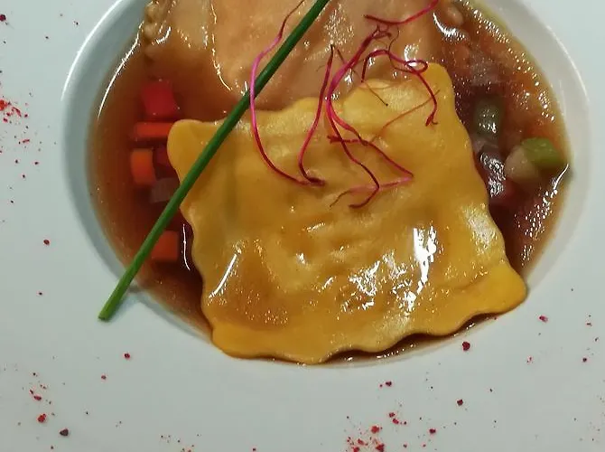 Hostellerie Sainte-Cecile 상테세실